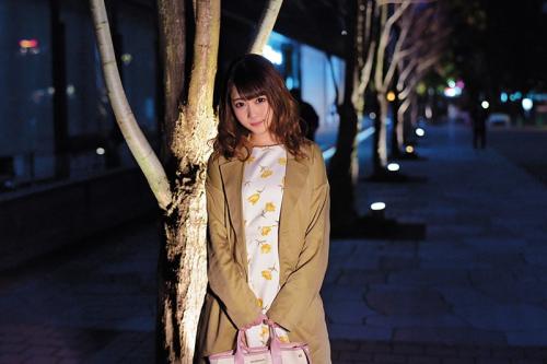 企画｜美しいぽっちゃり女子大生が気恥ずかしそうに雄雄しいポコチンを淫猥な顔射ハメ撮りフェラでいかがわしくご奉仕しちゃう