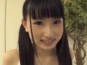琴羽雫|パンチラ美少女が学生服で筆おろしナンパSEX
