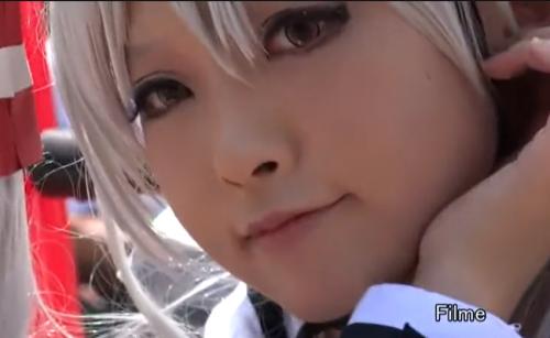 【コスプレ盗撮】見せパンのその下は・・・。