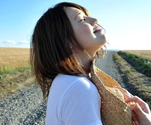 吉永あかね 本田莉子　Jカップ女子校生コンビとデカマラ教育実習生がSEX三昧の三日間！