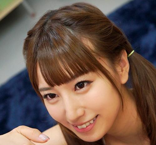 初川みなみ　芸能人級の美女が実は痴女だった。俺もこんな美女に絡まれてぇ～。