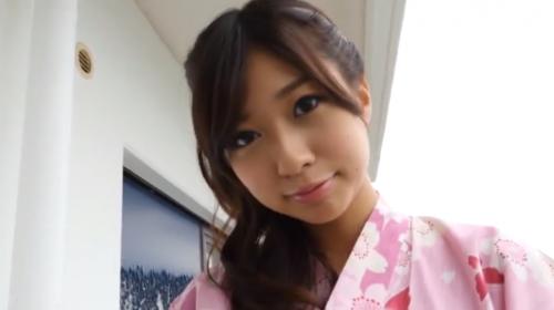 【着エロ】着物を脱いでいくと下には水着が・・・。こんな美女とバケーションしてみたい。