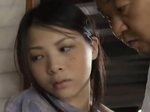 【ヘンリー塚本】いつも俺を誘惑してるよな。その目で俺を誘ってるんだろ？…田舎の叔父と巨乳姪のいけない近親相姦