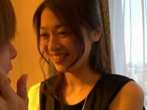 【人妻初撮り】『ああ↑ぁぁぁぁぁん♡』笑顔のカワイイ奥様が喘ぎまくりながら絶頂♡久しぶりの濃厚セックス【久保今日子】