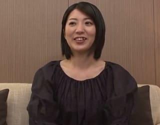 旦那にバレないといいんですけど…♡清潔感のあるスレンダーな三十路妻が旦那に内緒でナマ中出しに挑戦…！ 五十嵐 潤