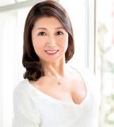 ＜熟女初撮り＞上は●校生、下は中●生の子を持つ美貌のアラフィフ妻が旦那では物足りず撮影に応募…ww