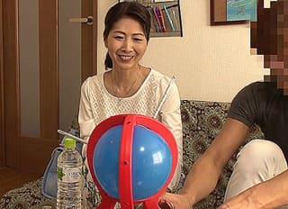 清楚な五十路奥様をナンパ！優しそうな奥様がガリ貧乳のボディをナマ突きされて悶絶する痴態を隠し撮り！