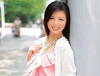 妖艶な美貌の四十路奥様とホテルで濃厚不倫SEX！6年振りのご無沙汰ボディをハメ倒し連続絶頂…！片瀬仁美