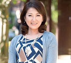 ＜初撮り熟女＞五十路美熟の奥様が過去のアバンチュールでエロ覚醒！快楽を求めてAV出演…海老原楓