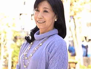 ＜初撮り熟女＞清楚系五十路奥様が初めて人前で痴態を晒す！刺激を求めてAV世界に現実逃避…戸澤佳子