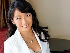 ＜初撮り熟女＞キュッとしまった身体の五十路美魔女のスイッチがはいって我を忘れ悶える！