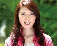 子持ちの47歳美熟妻が初撮りに！その旺盛な性欲で男優相手に悶えるもウブな感じが以外…ww