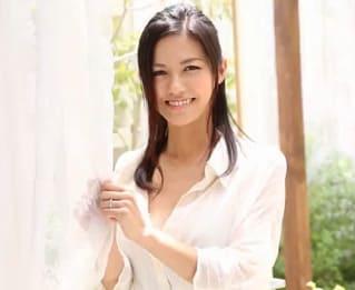 まだオンナとして見られたいんです…♡清楚な三十路奥様のスレンダーで引き締まった美肌ボディーを性感開発…！ 武藤あやか