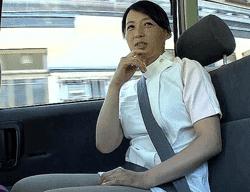 1ヶ月間の禁欲明けで見知らぬ他人と精飲SEXする五十路美熟奥様！手コキ・フェラで飲みまくり顔面ぶっかけ！安野由美