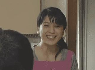 ＜ヘンリー塚本＞旦那不在の自宅で不倫してる四十路奥様！侵入者に不倫現場を目撃され犯される！！