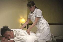 ホテルで頼んだ巨乳の人妻出張マッサージ師さんにお願いしたら…他言無用でヤらせてくれました！