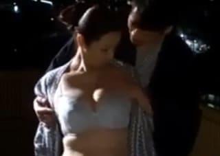 お義母さん、一緒に温泉入りませんか？…♡嫁の目を盗んで豊満な五十路義母を抱く娘婿…！ 暮町ゆうこ