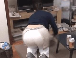 人妻家事代行さんの無防備な透けパンにフル勃起！理性は吹っ飛び艶尻にぶち込んだった！！
