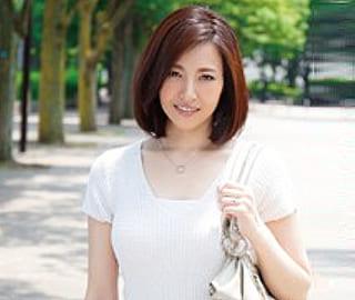 旦那で満足したことがなくて…某不倫サイトで出会った美熟四十路奥様が快楽を求めて危ない火遊び…谷原希美