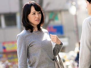 本気にしちゃうわよ？…♡色気のある四十路、五十路の熟女をナンパ！久々にナンパされたおばちゃんが興奮を隠しきれず…♪