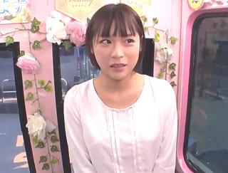ロリ顔の四十路美熟女が初めての浮気SEX！若い肉棒に突かれて腰振りまくる！！