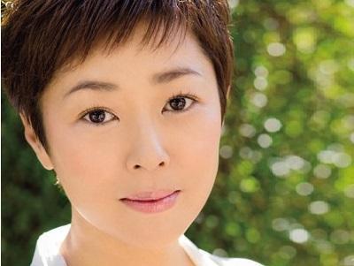 ＜膣内射精＞あのホンモノ芸能人がAV堕ちでついに中出しデビュー！スレンダーBODYの熟女マンコに大量射精❤＜四十路＞