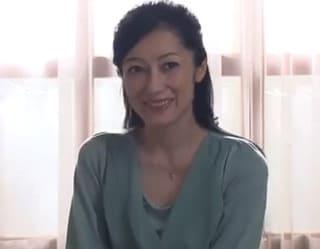 家族旅行で見た嫁の母の完熟した肢体に娘婿が欲情！嫁の目を盗んで禁断の一線を越えてしまう…♪ 七海ひさ代