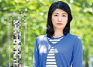 買い物帰りに尿意をもよおした四十路美熟奥様が近所の家の庭で放尿！清楚な人妻が家の主人に凌辱され… 古川祥子