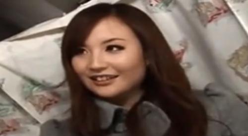【人妻ナンパ】まるで乙女のようなお茶目で可愛いおっとりとした色白で美巨乳の奥さんを連れ込み、生ハメ中出し！
