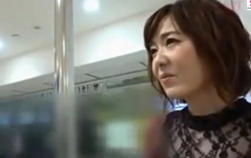 【熟女ナンパ】51歳には絶対見えない色白清楚でオシャレでおっとりした綺麗な美巨乳の五十路の高齢美人妻を連れ込み、ガチハメ、ザーメンぶっかけ！