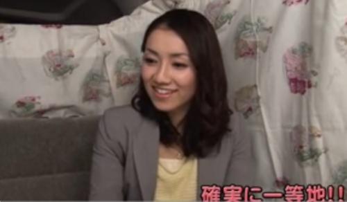 【熟女ナンパ】間違いなく頭の良さそうな知的で真面目なスレンダーの綺麗な美乳の四十路間近の美人妻を連れ込み、生ハメ中出し！