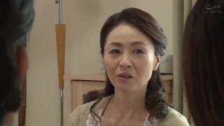 【近親相姦】色白で清楚な五十路の義母の美しさに抑えが効かなくなり、ついにレイプしてしまう旦那！