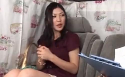 【熟女ナンパ】黒髪ロングでおしとやかでスタイルも抜群な四十路の美人妻を連れ込み、そのまま生ハメ中出し！