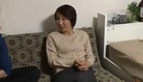 【熟女ナンパ】還暦を越えてもまだまだ性欲は健在な清楚でスレンダーな六十路の美人妻を連れ込み、そのまま生ハメ中出し！