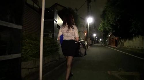 電マ 輪姦 夜道をひとり歩く仕事帰りのOLたちを狙って陵辱レイプ 1