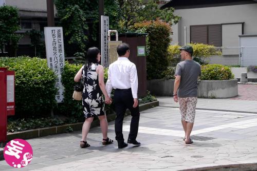豊満熟女52歳★五十路の初撮りドキュメント！ 池袋に生息する素人妻たちのリアルエロス