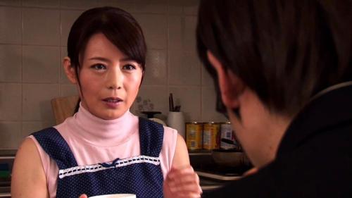 色白スレンダー巨乳♡四十路のお母さん♡母の性教育♡パーフェクト美熟女の三浦恵理子