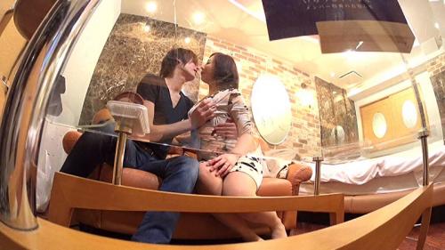 モニタリング★中出しできない不倫カップルで検証！若い男と不倫するおばさん妻