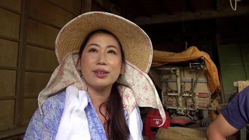 抱き心地満点！！熟女人妻 田舎に泊まろう　 恵川乃々子41歳