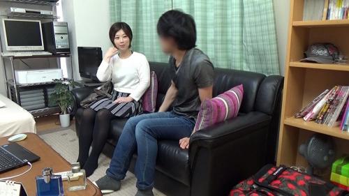 盗撮映像！！人妻熟女奥様ナンパ連れ込み！！中出しするまでの一部始終！！