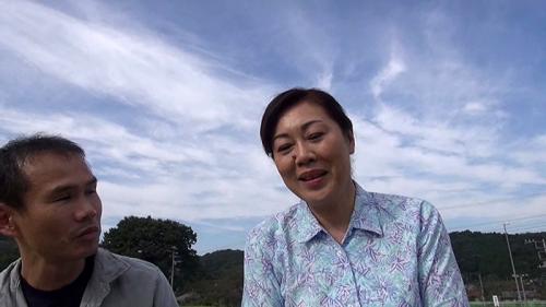 六十路の全国熟女捜索隊 田舎に泊まろう！  浦野明美61歳
