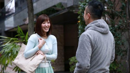 浮気現場の口止め！！官能小説 隣の浮気妻★熟女巨乳妻の不倫現場　水野朝陽