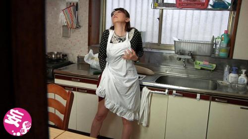 57歳エロ女体の義母★嫁が見てない隙に　！！！Fカップ五十路義母