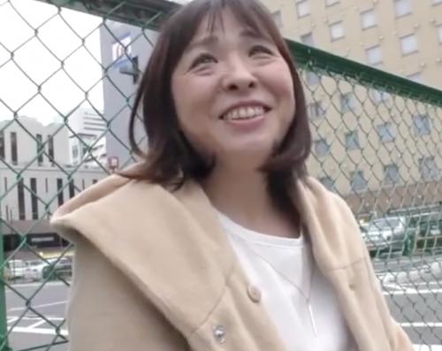 平井雅美（57）　中イキ未経験の高齢五十路奥様