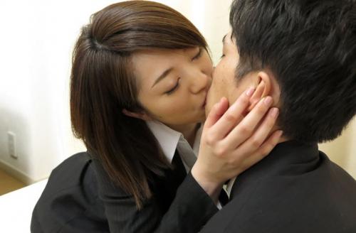 （45分）上司との営業中に受けた街頭インタビューで新入社員がカミングアウト！まさかの告白に上司は部下のために一肌脱ぐ？