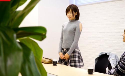 (60分)可愛すぎてヤバいと話題の素人娘が遂に脱いだ！初の素人ガチ企画を決行！仕込み＆ヤラセ無しの完全ガチ！