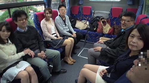 人妻熟女おばさん！！巨乳妻達は旦那の目の前で「中にちょうだい！」と大絶叫！スワッピング　！！ 夫婦交換　混浴温泉の旅