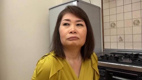 爆乳Gカップ五十路のおばちゃんAV撮影　　　及川さつき