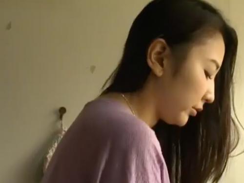 ヘンリー塚本　””デカパイ揺れる胸”” 巨乳　熟女　人妻
