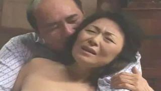ヘンリー塚本★豊満奥様を無理矢理★五十路おばさんに中出し